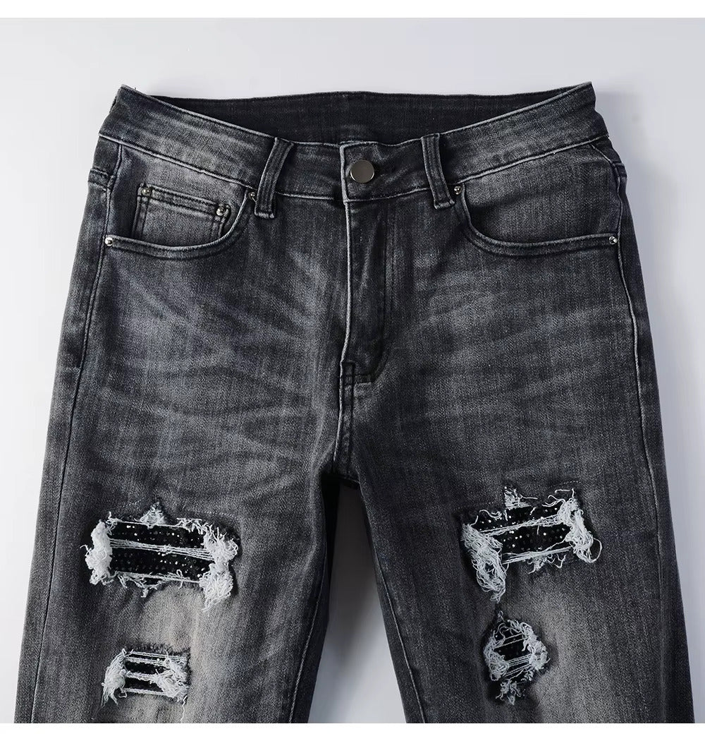 Denim mit Strasssteinen